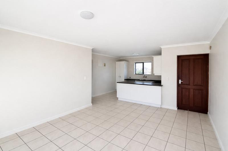 2 Bedroom Property for Sale in Parklands Western Cape
